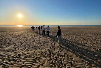  L6th enjoying the sunset on the beach on their French trip to Boulogne-Sur-Mer 