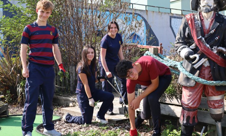  Pupils weeding and gardening at Hove Lagoon for Make A Difference Day 