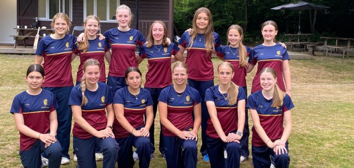  Girls 1st XI Cricket Team standing for a team photo after winning the BOWS Cricket Festival 