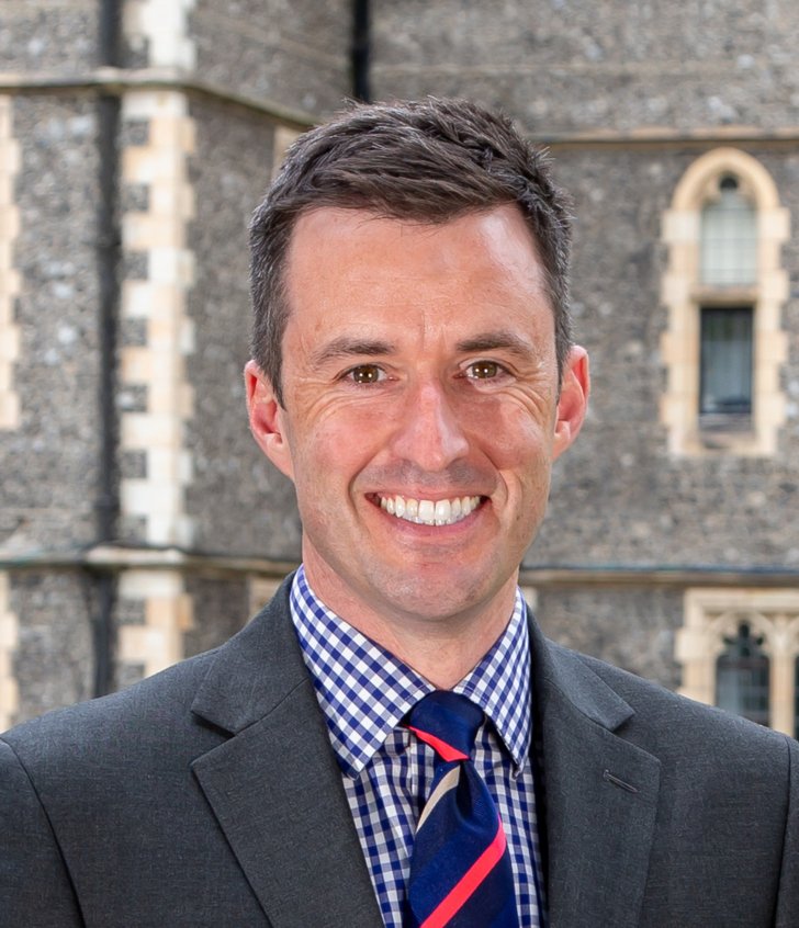  Matt Bach Head of Lower School portrait in the Quad 